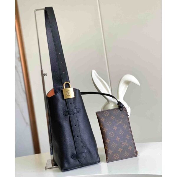 Louis Vuitton Low Key Hobo PM M25352 - Image 4