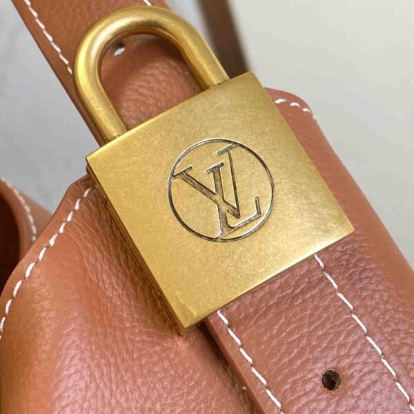 Louis Vuitton Low Key Hobo PM M25354 - Image 8