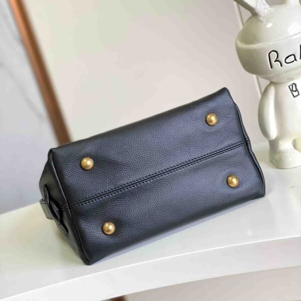 Louis Vuitton Low Key Hobo PM M25352 - Image 5