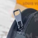Louis Vuitton Pulse Messenger M12681