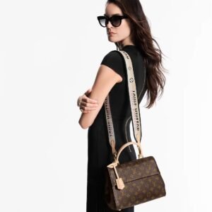 Louis Vuitton Cluny BB M46372